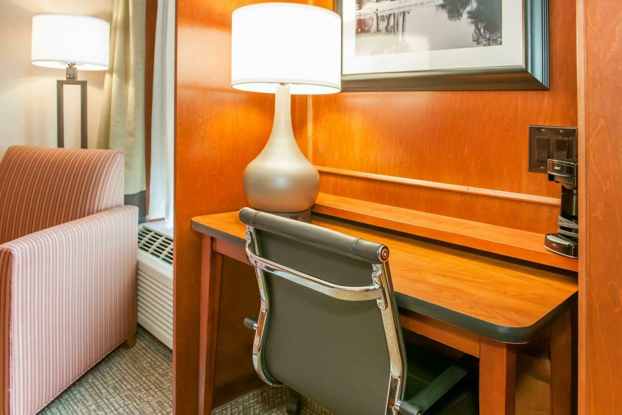 Comfort Inn Oxford - University Area Εξωτερικό φωτογραφία
